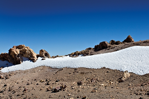 Schneefelder auf dem Pico del Teide
